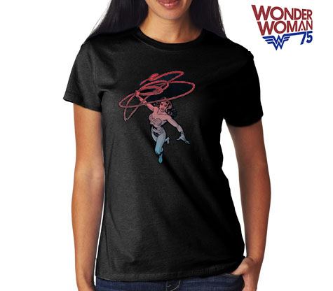 WONDER WOMAN: RETRO Womens Tee